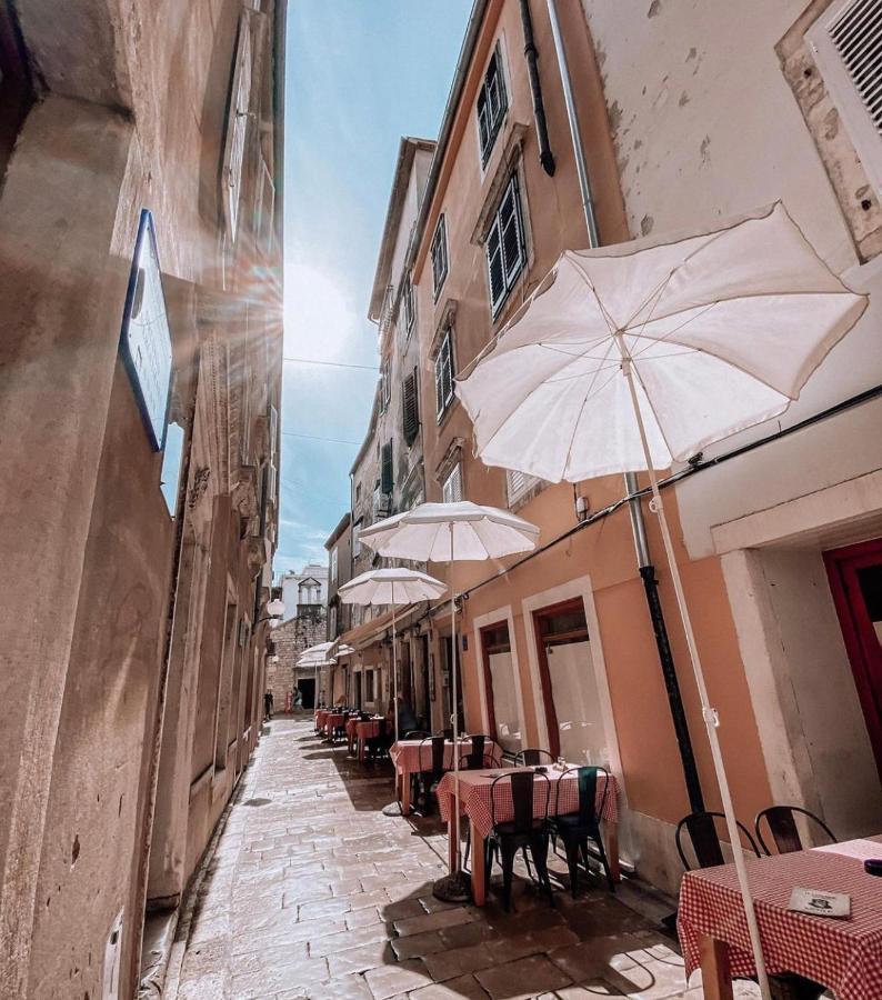 Wonderful Holiday House Bruno With Heated Pool Zadar Eksteriør billede