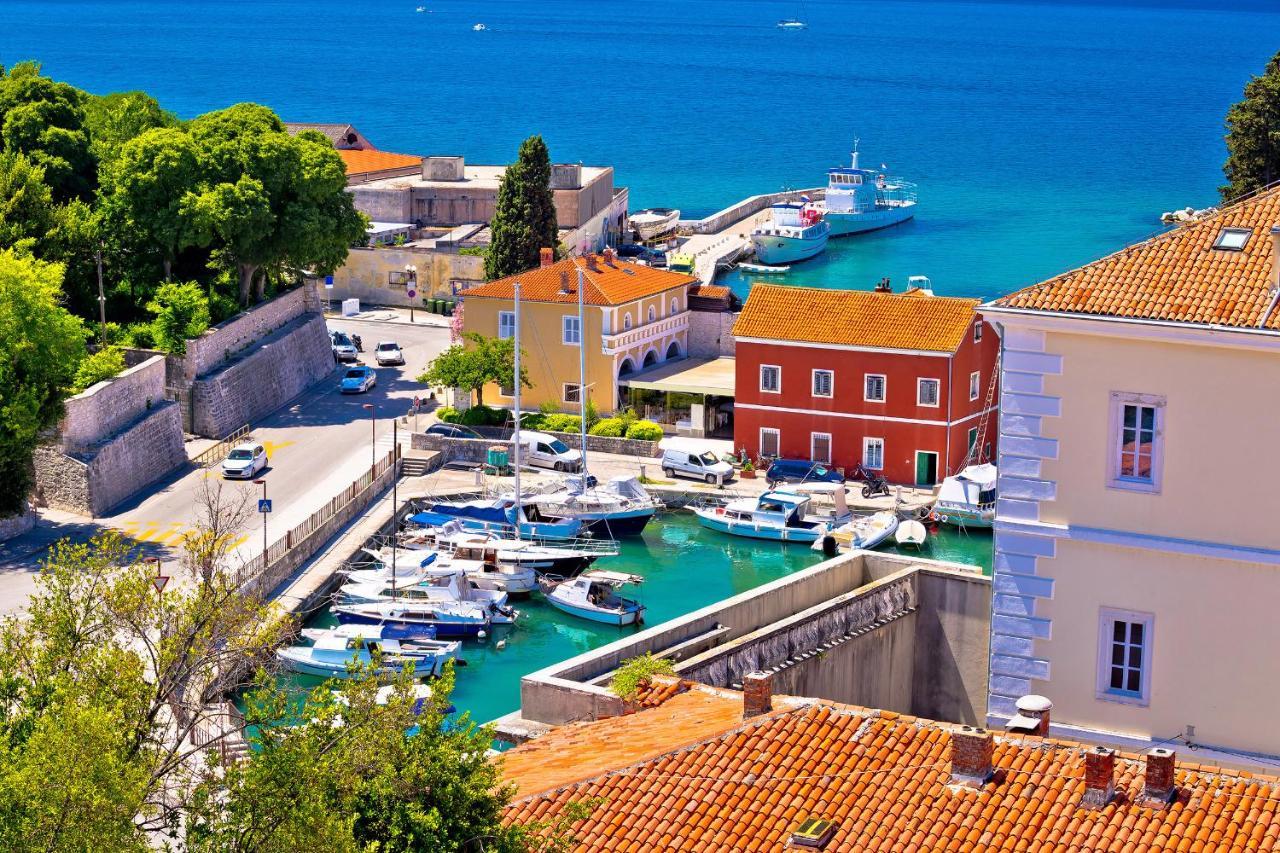 Wonderful Holiday House Bruno With Heated Pool Zadar Eksteriør billede